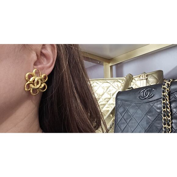 CHANEL Pre-Owned 1996 CC Flower clip-on earrings - Picture 3 of 6